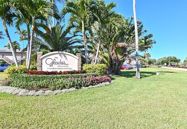 Building Photo - 83 Glades Blvd