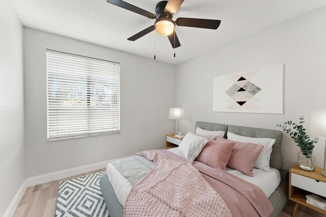 Building Photo - 9850 Ridge Creek Rd