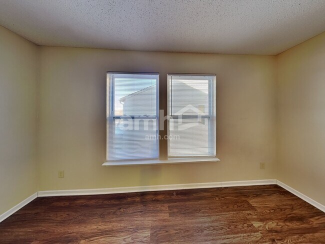 Building Photo - 12608 Bearsdale Dr