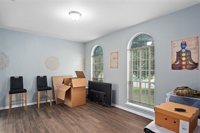 Building Photo - "FREE 2 WEEKS RENT! Spacious 4-Bedroom Oasis with 3.5 Baths at Harker Heights - 3,070 Sq Ft of Co...