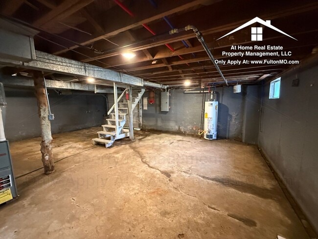 Building Photo - 1502 Forest Ave