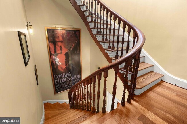 Building Photo - 1007 N Calvert St