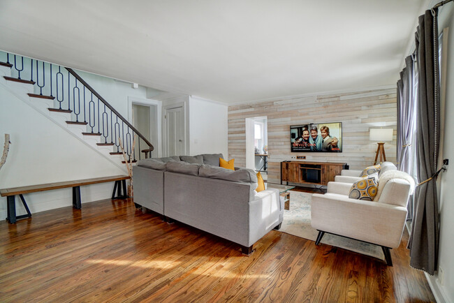 Living Room - 3930 Red Bud Ave