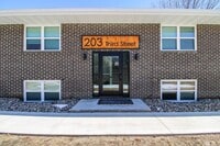 Building Photo - 203 3rd St SE