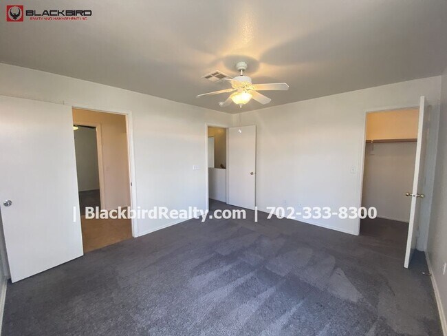 Building Photo - 5001 Starfinder Avenue