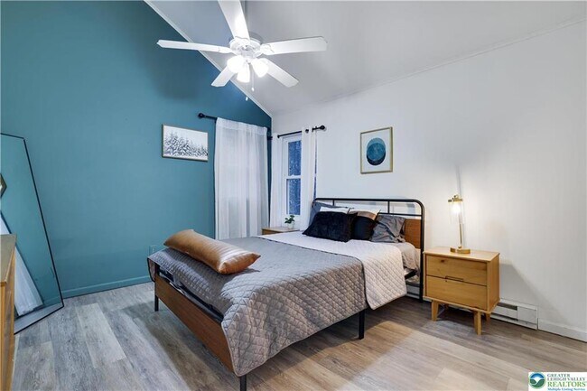 Building Photo - 421 King Arthur Rd