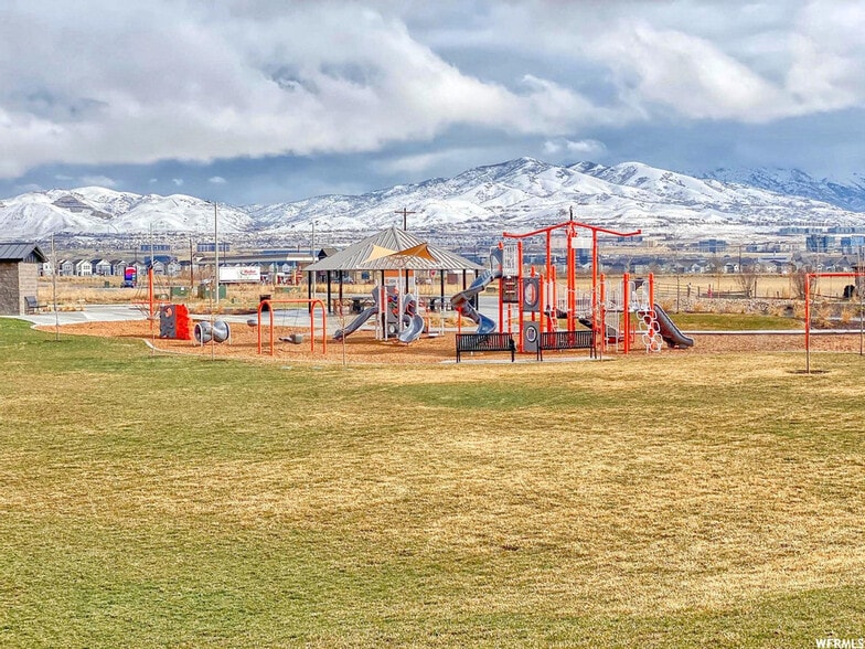 Building Photo - 4038 W 1470 N