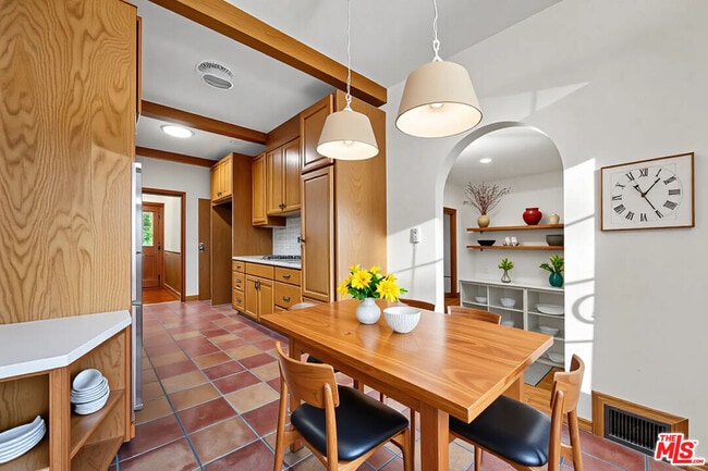 Building Photo - 10281 Dunleer Dr