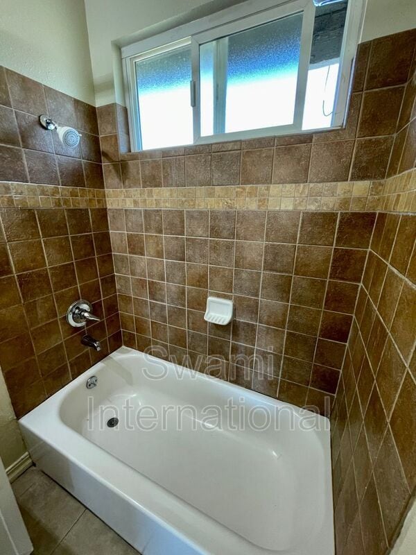 Building Photo - 2065 255th St W