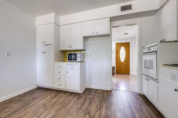Building Photo - 600 Antler Dr