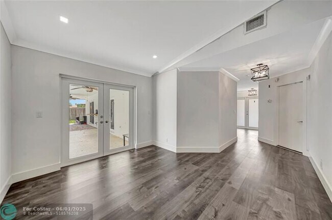 Building Photo - 6401 Crossbow Ct