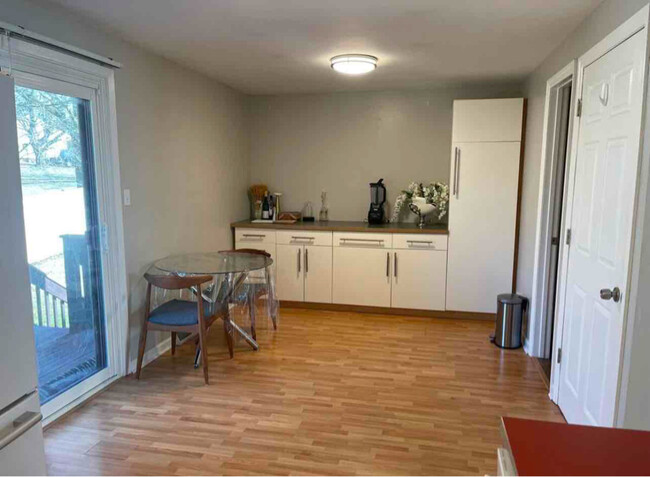Building Photo - 205 Serendipity Dr