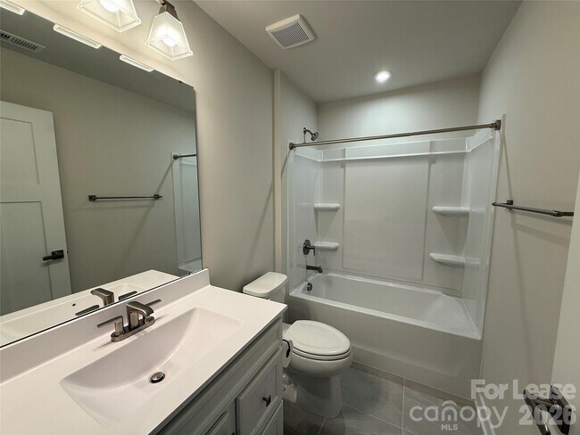 Building Photo - 158 Jameson Pk Dr