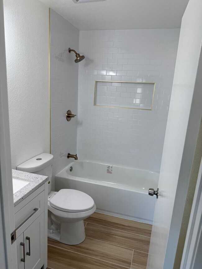 Building Photo - Cozy 3/2 in Chino Hills