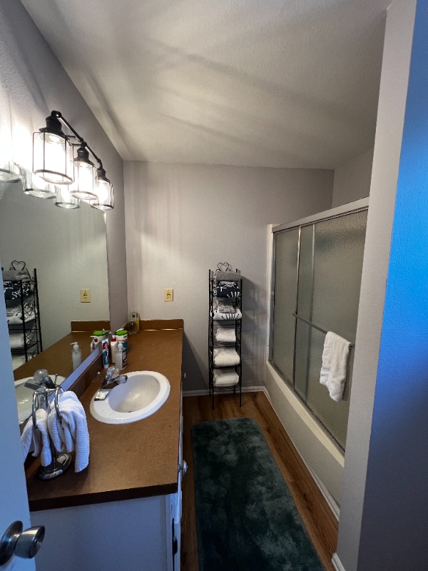 Building Photo - 593 Redwing Ln