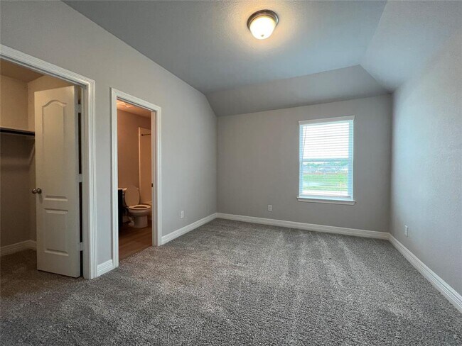 Building Photo - 3214 Aster Mdw Wy