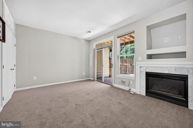 Building Photo - 967 Herons Run Ln