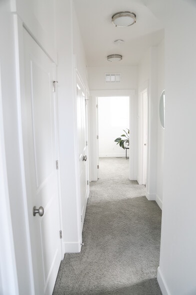 Hallway - 11108 S Owen Ridge Way