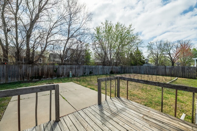 Building Photo - 3826 N Cranberry St
