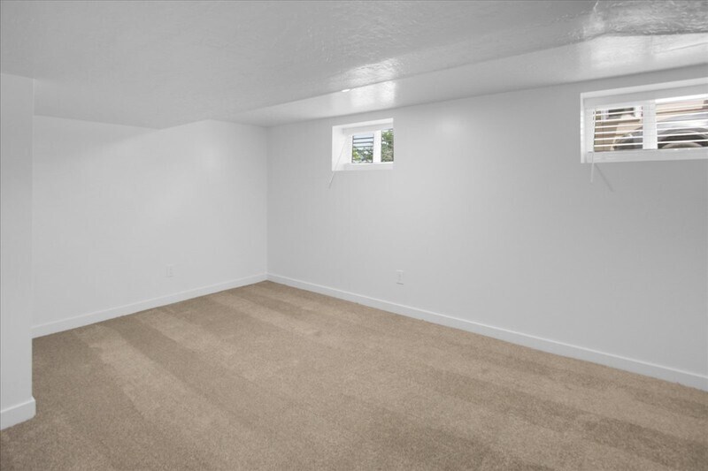 Building Photo - 3568 Orchard Ave