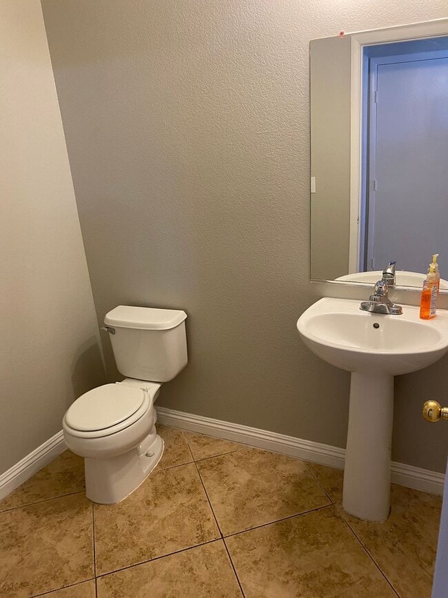 Building Photo - AMERICANA Property Mgmt - Remodeled 2 story 3 beds house in Desert Pines