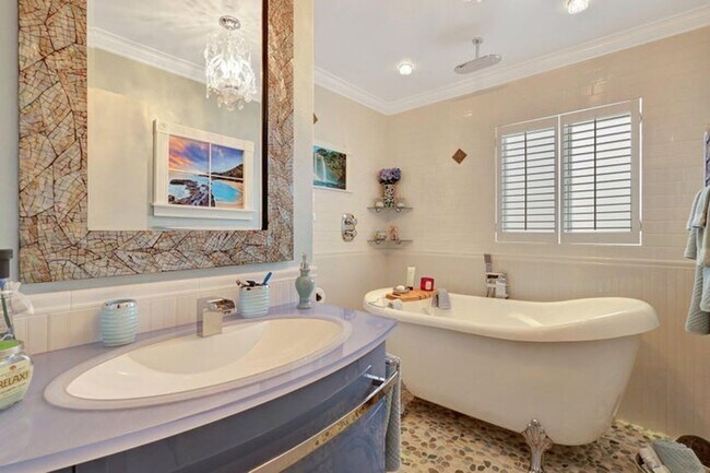 Building Photo - 455 Mohawk Ln