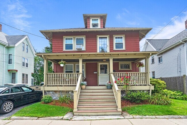 Building Photo - 31 E Foster St