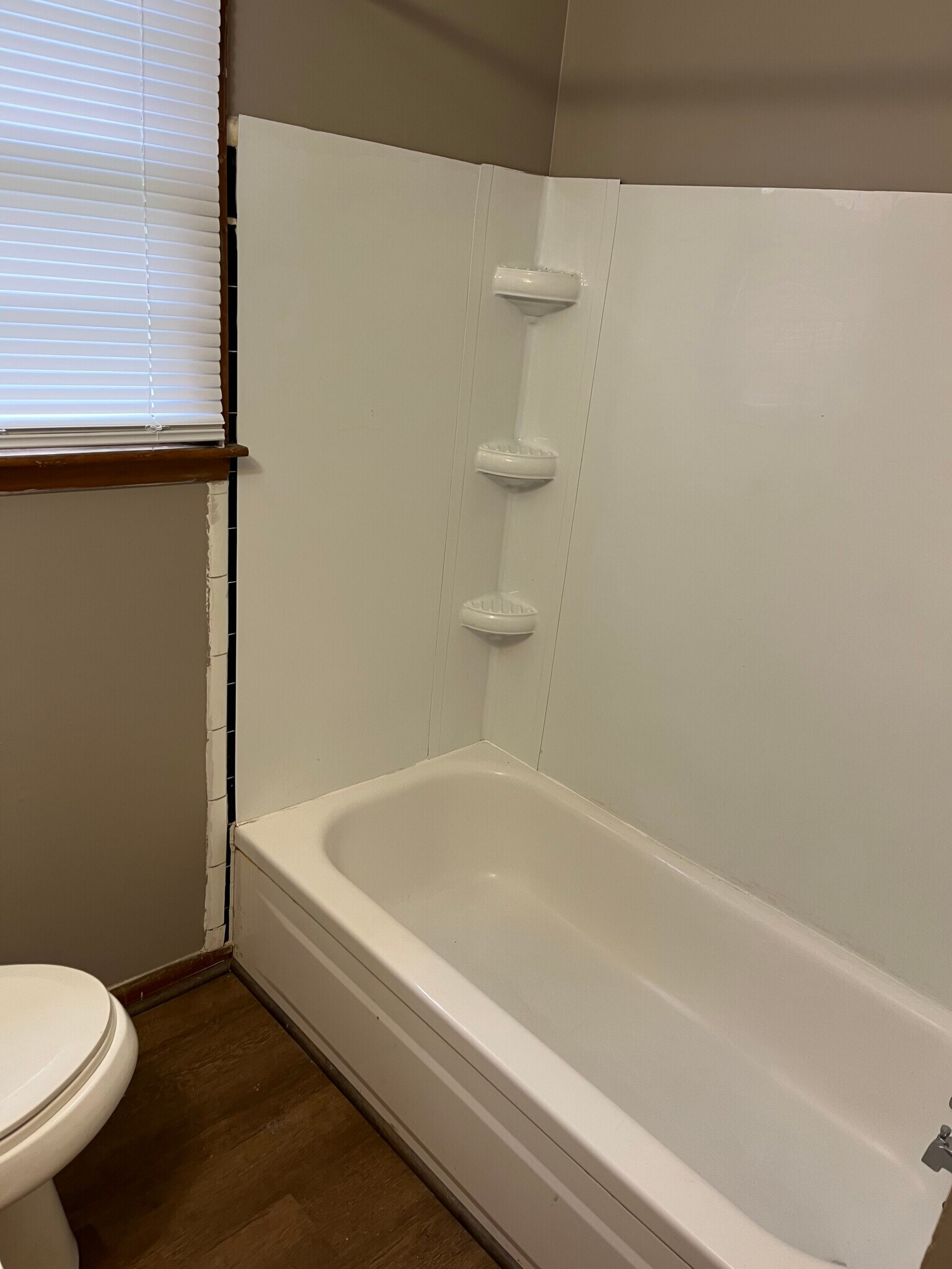 Building Photo - 2608 Jenkins St