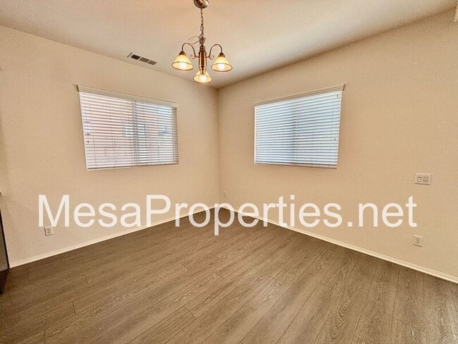 Building Photo - 6966 Madison Ln