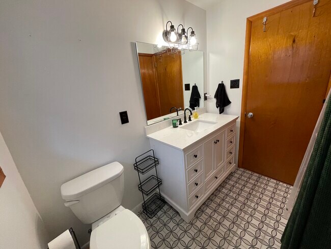 Building Photo - 20 Corriedale Rd