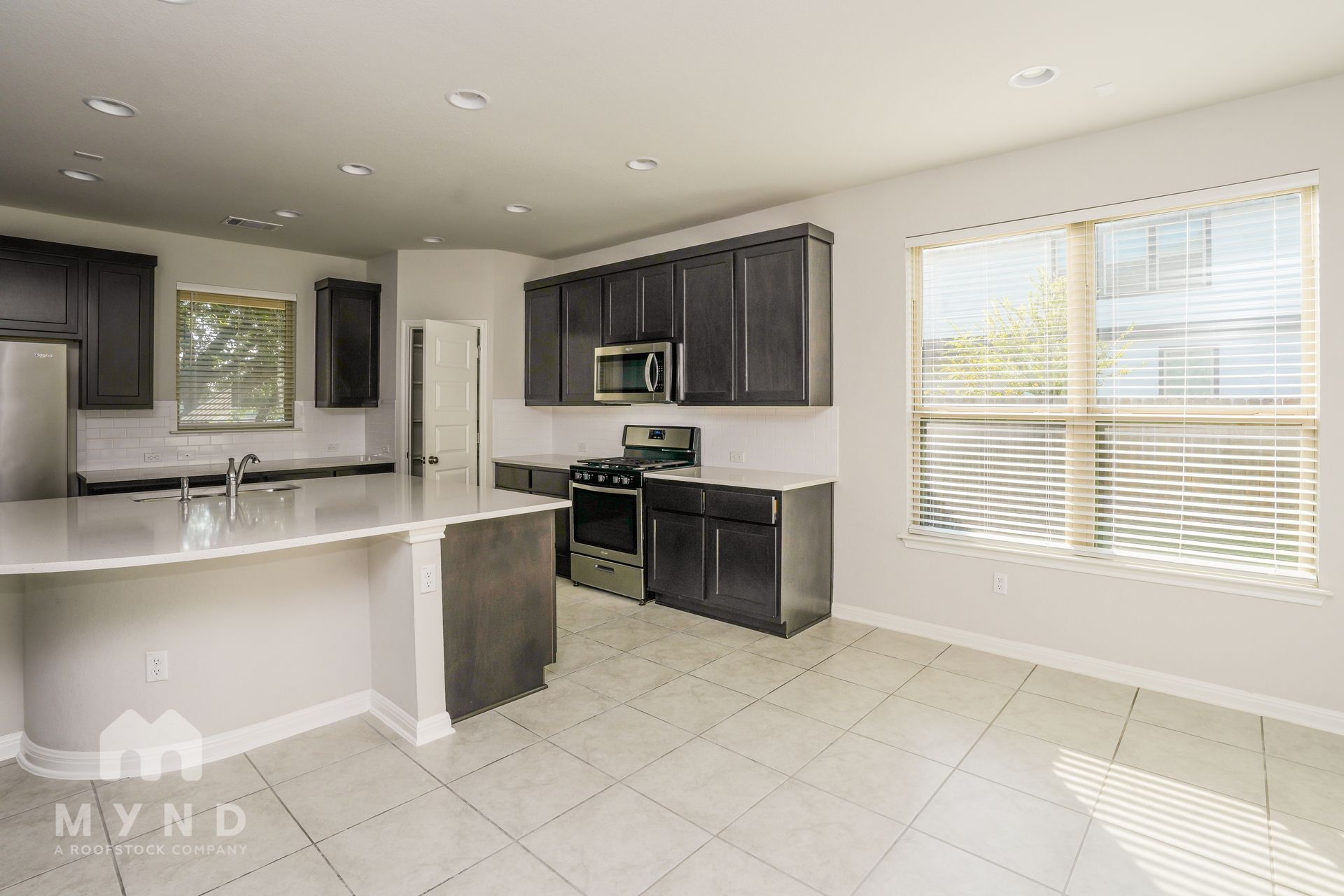 Building Photo - 708 Hays Hill Dr