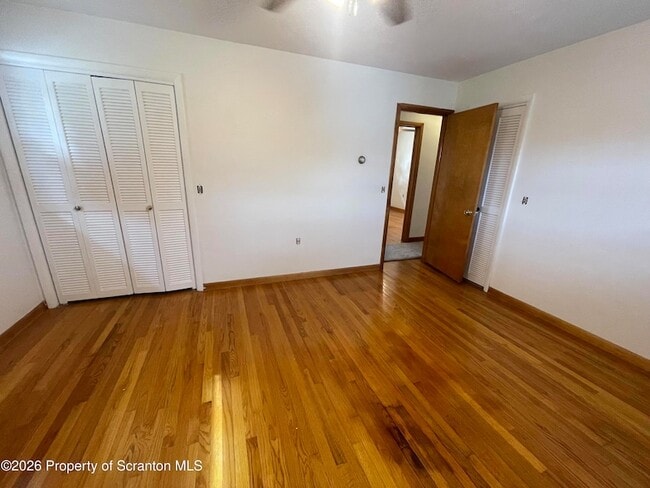 Building Photo - 708 Woodmere Ave