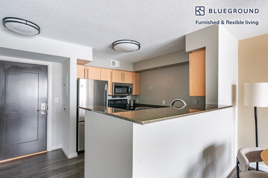 Building Photo - 4835 Cordell Ave