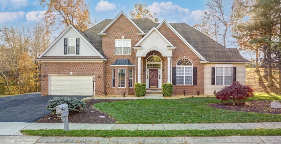 Building Photo - 109 Quail Ct