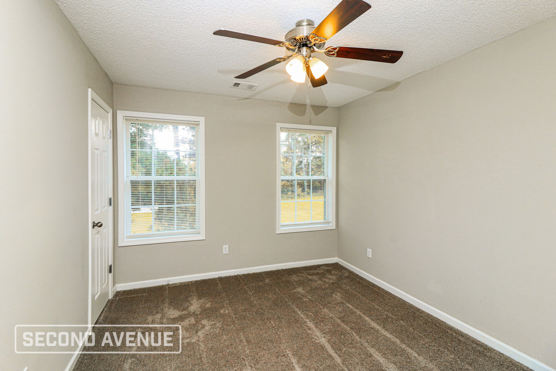 Building Photo - 24 Smith Cir