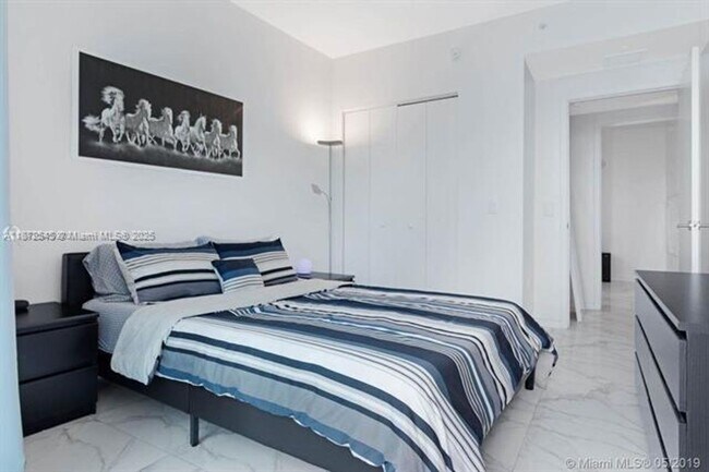 Building Photo - 1100 S Miami Ave