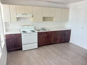 Building Photo - JKRK North - 706