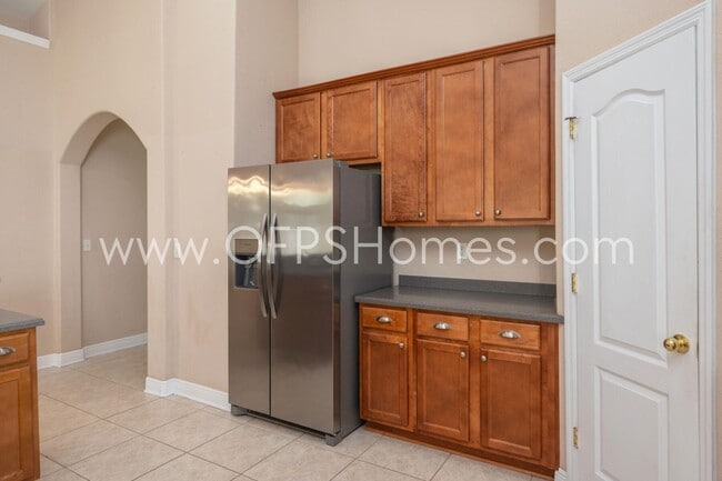 Building Photo - 1558 Venice Ave