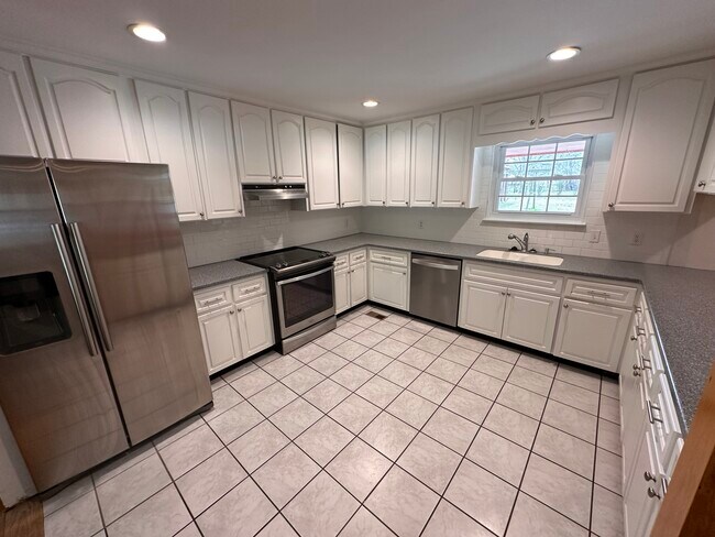 Building Photo - 8226 TN-58