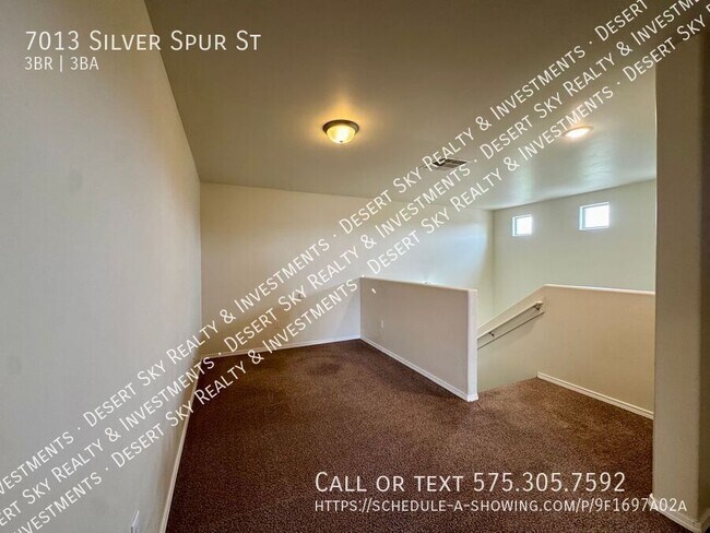 Building Photo - 7013 Silver Spur St