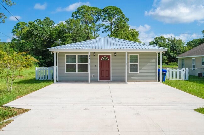 Building Photo - 874 Ervin St