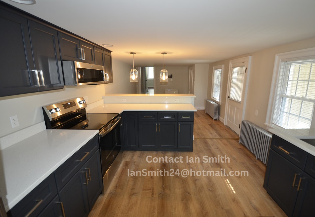 Building Photo - 109 E Pomfret St