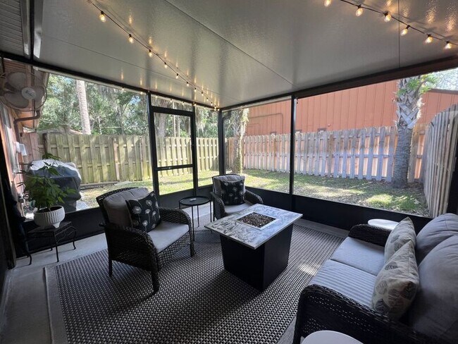 Building Photo - 44 Park Pl