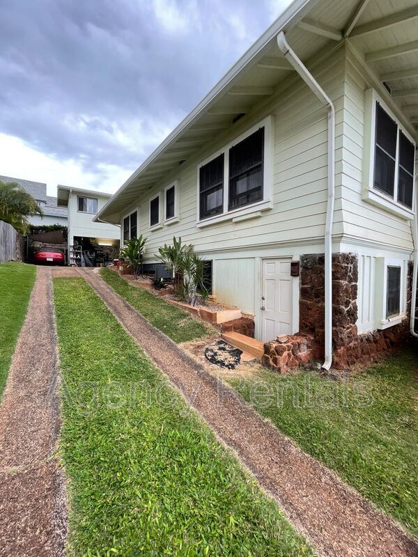 Primary Photo - 4342 Sierra Dr