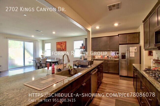 Building Photo - 2702 Kings Cyn Dr