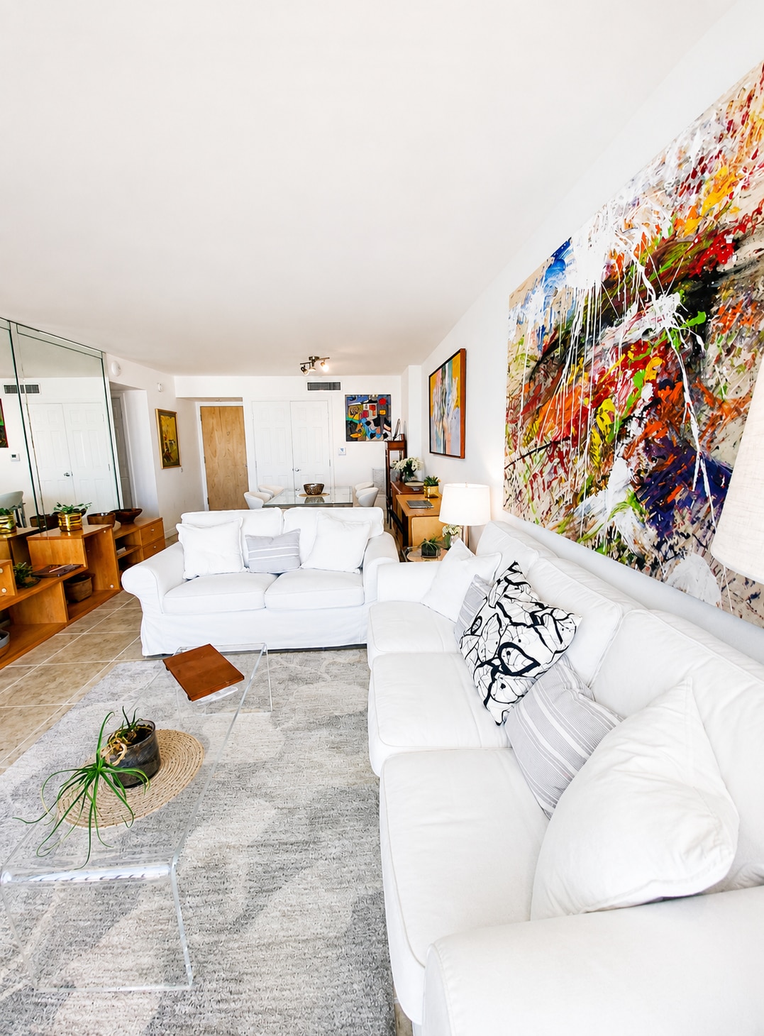 Building Photo - 2655 Collins Ave