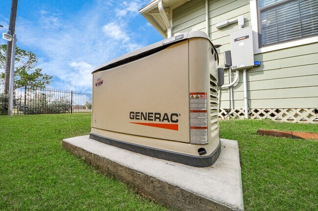 Building Photo - 5635 Mc Cracken Rd