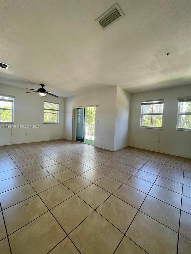 Building Photo - 8620 NW 97th Ave