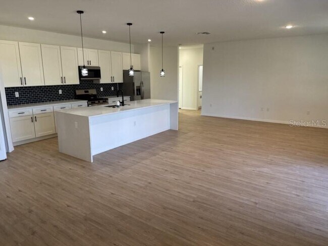 Building Photo - 3460 Tupelo Ave