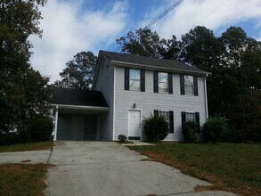Building Photo - 4 Bed 2 Bath in Conley!